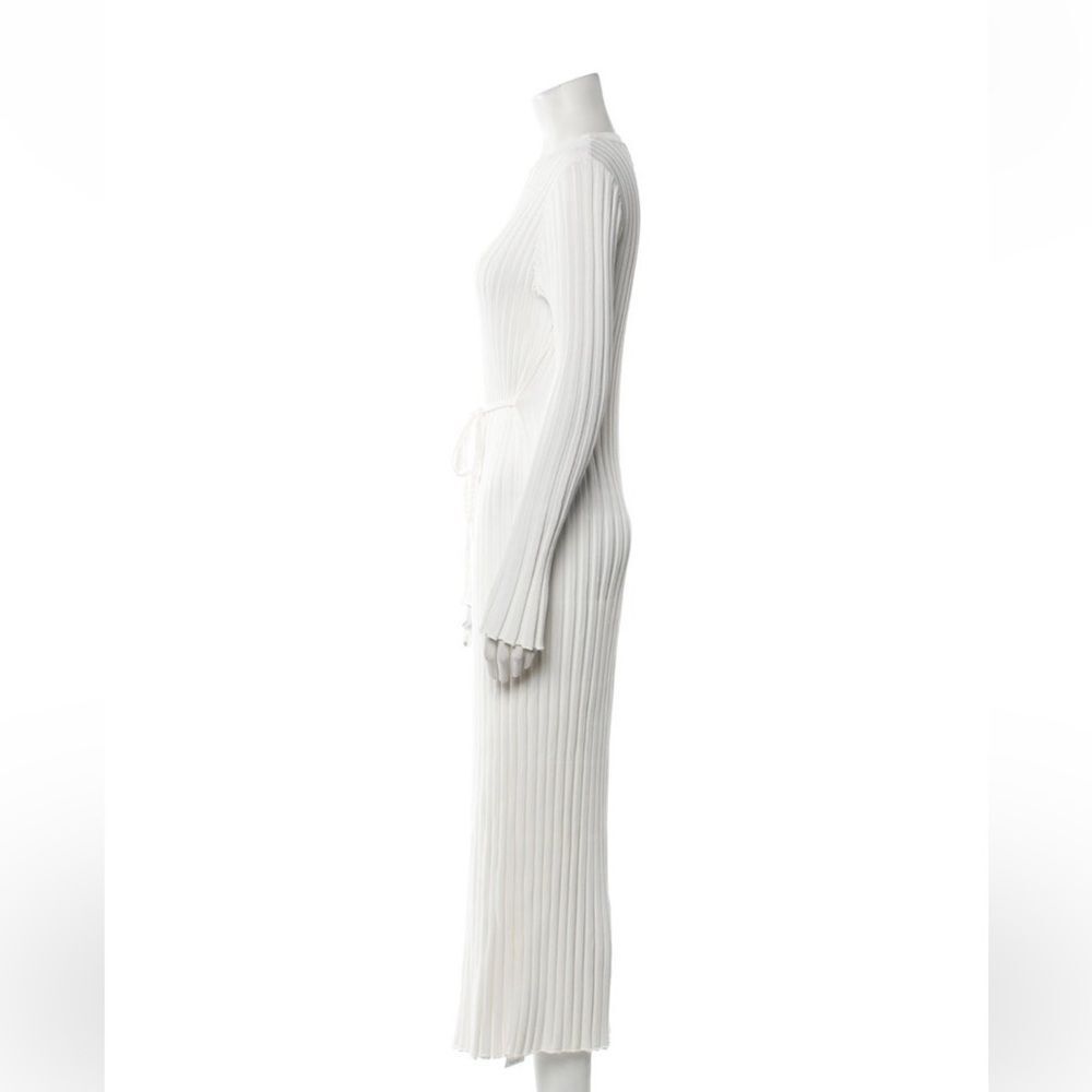 DISSH White Long Sleeve Ribbed Dress - Picture 2 of 3
